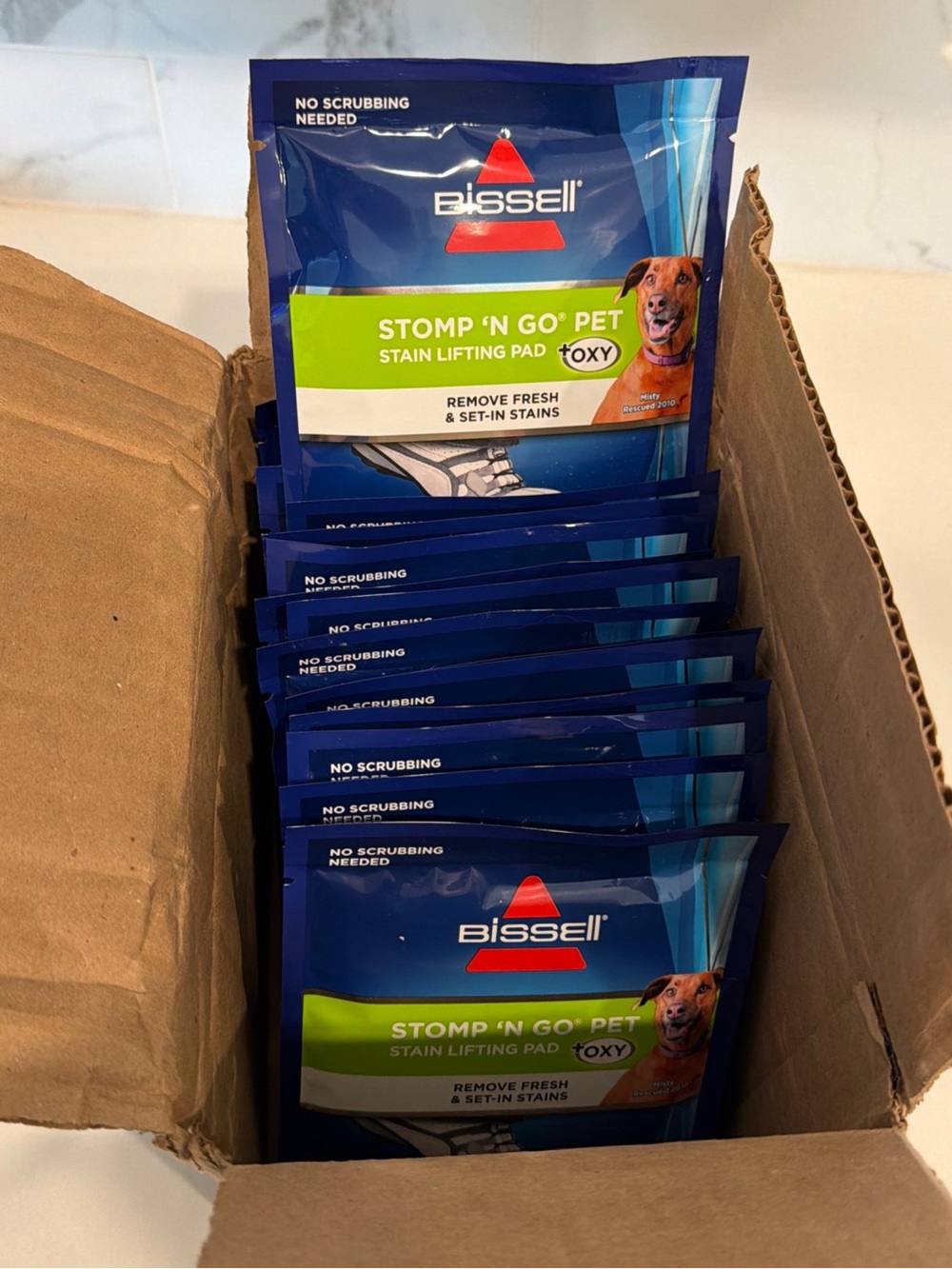 Bissell Stomp n Go Pet Stain Lifting Pads Lot of 20! New!